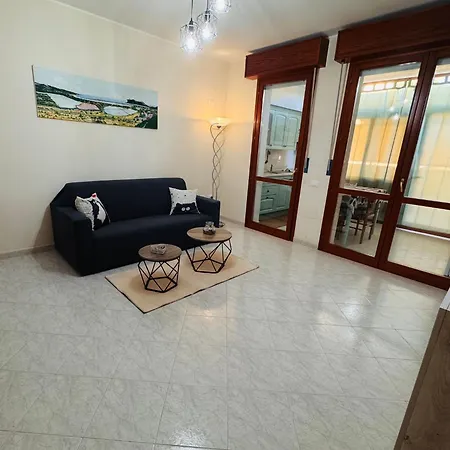 White House Quartu * Quartu SantʼElena