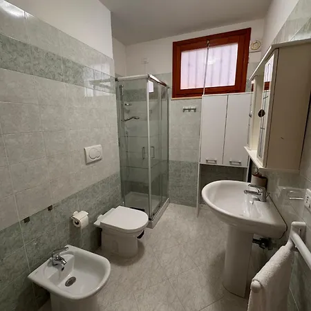 White House Quartu Quartu SantʼElena